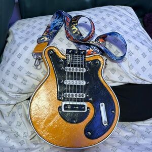 Guitar purse
